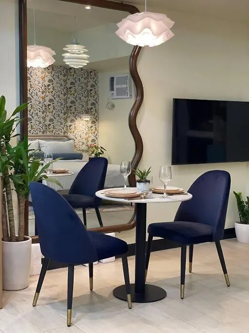 Apartment Chic And Modern Studio Manila