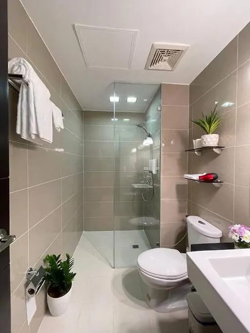 Chic And Modern Studio Manila 0*,