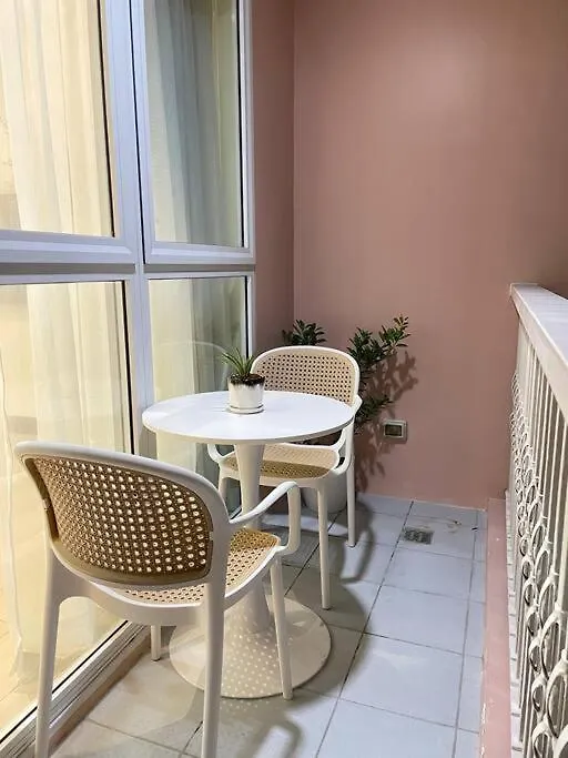 Apartment Chic And Modern Studio Manila