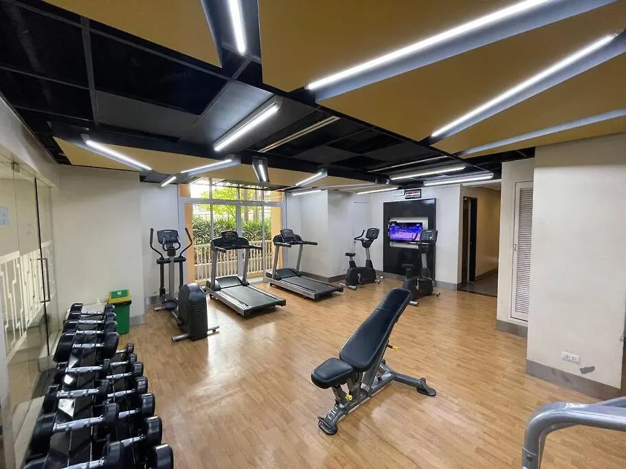 Chic And Modern Studio Manila Apartment
