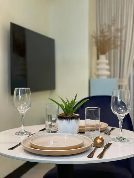 Chic And Modern Studio Manila Apartment