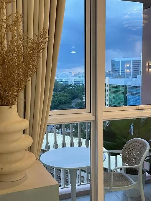 Chic And Modern Studio Manila Apartment
